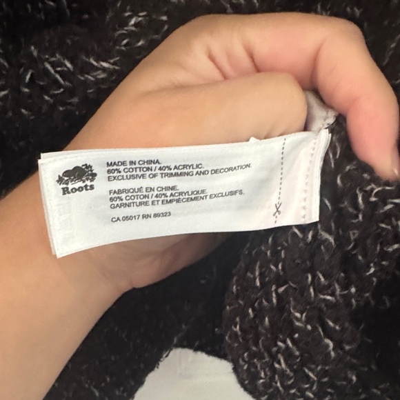 Cozy Knit Black Sweater - Picture 4 of 6